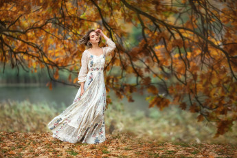 Картинка девушки -+рыжеволосые+и+разноцветные осень листопад