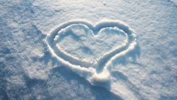 Картинка праздничные день+святого+валентина +сердечки +любовь снег зима любовь