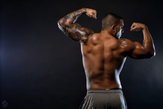 Обои картинки фото мужчины, - unsort, mia, fitness, парень, атлет, тело, спина, татуировки