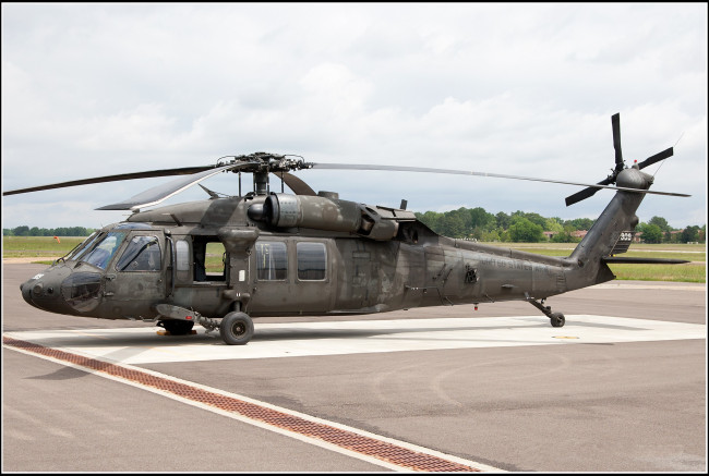 Обои картинки фото sikorsky uh-60m black hawk, авиация, вертолёты, вертолет, сша, транспортный, боевой