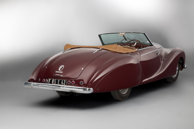 Обои картинки фото автомобили, классика, by, saoutchik, cabriolet, 1950г, 135, ms, delahaye, 801610