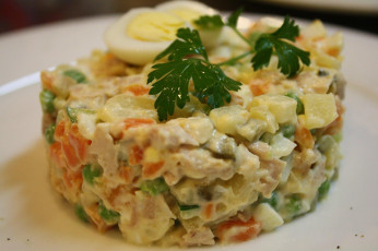 Картинка еда салаты +закуски петрушка оливье салат яйца