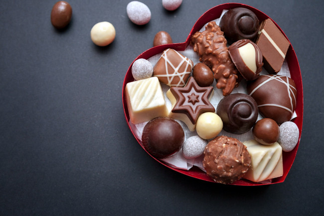 Обои картинки фото еда, конфеты,  шоколад,  сладости, ассорти, шоколад, драже