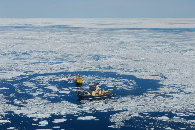 Обои картинки фото корабли, ледоколы, лед