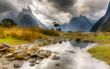 Картинка природа горы озеро новая зеландия милфорд саунд