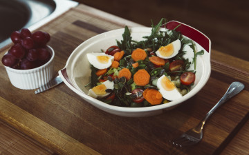 Картинка еда салаты +закуски яйца помидоры морковь салат виноград