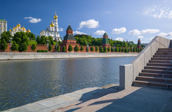 Обои картинки фото города, москва , россия, софийская, набережная, московский, кремль, москва, река, москва-река