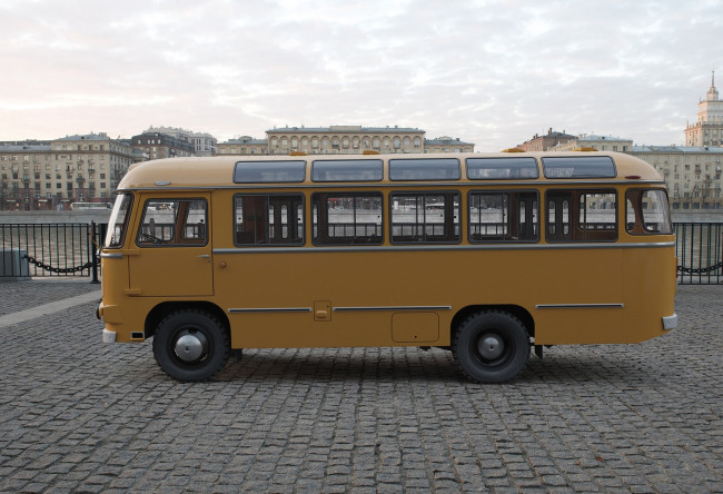 Обои картинки фото паз- 672, автомобили, автобусы, паз-, 672, автобус, ретро, город