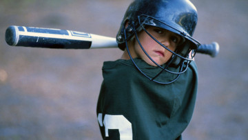 Картинка спорт бейсбол мальчик бейсболист бита форма