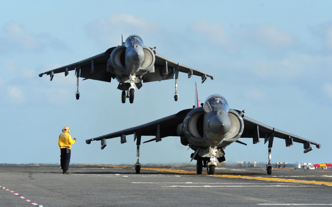 Обои картинки фото av-8b harrier ii, авиация, боевые самолёты, истребитель, military, aircraft, av-8b, harrier-2, wallhaven, вертикальный, взлет