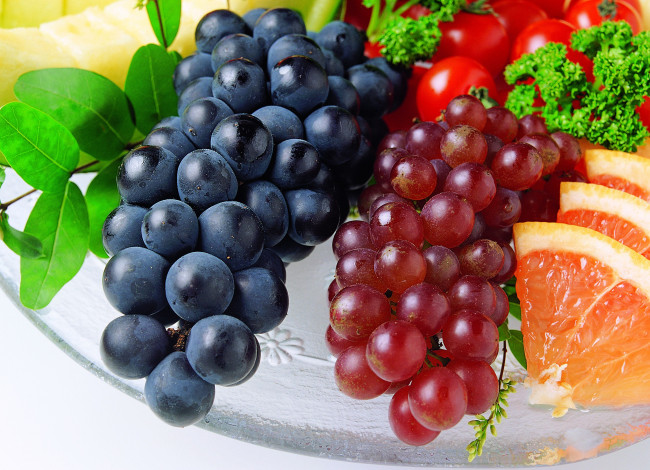 Обои картинки фото еда, фрукты, овощи, вместе, виноград, грейпфрут, помидоры