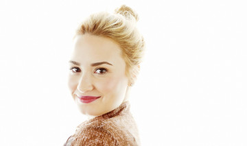 Картинка Demi+Lovato девушки лицо улыбка
