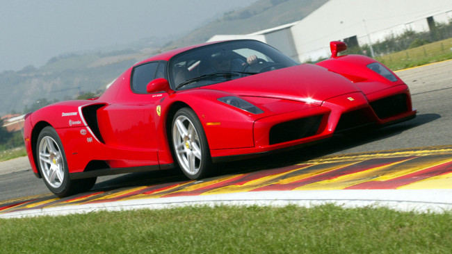 Обои картинки фото ferrari, enzo, автомобили, италия, спортивные, гоночные, s, p, a
