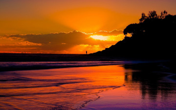 Картинка природа восходы закаты закат море рыбак человек берег силуэты