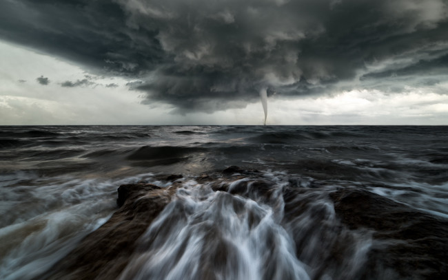 Обои картинки фото природа, стихия, торнадо, море, небо