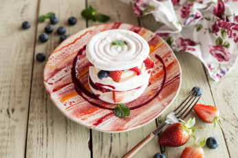 Картинка еда мороженое +десерты сладость ягоды десерт вкусно