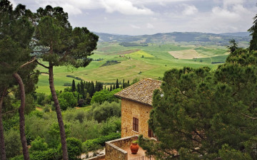 Картинка italy природа пейзажи дом италия поля деревья