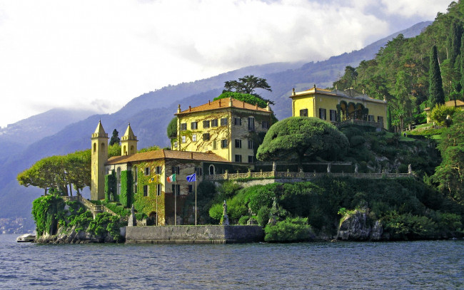 Обои картинки фото italy, города, здания, дома, побережье, деревья, замок, италия