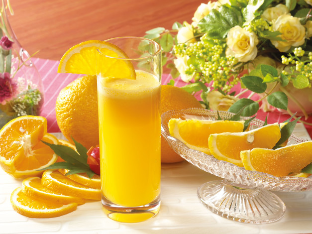 Обои картинки фото еда, напитки, сок, цветы, стакан, апельсины