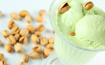 Картинка еда мороженое +десерты фисташки орехи десерт dessert nuts ice cream