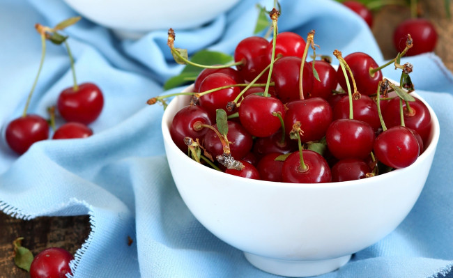 Обои картинки фото еда, вишня,  черешня, лето, красный, ягоды, миска, вишни