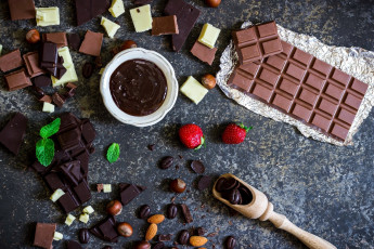 Картинка еда конфеты +шоколад +сладости мята клубника орехи шоколад