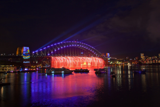 Обои картинки фото австралия, города, сидней , здания, освещение, корабли, водоем