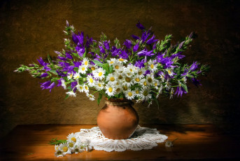 Картинка цветы букеты +композиции ромашки колокольчики