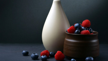 Картинка еда фрукты +ягоды черника малина ягоды