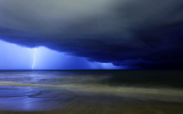 Картинка природа молния +гроза мгла синева буря небо горизонт ветер ураган бедствие облака непогода дождь ливень стихия чёрные