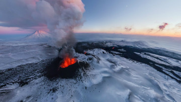 Картинка природа стихия вулкан снег горы