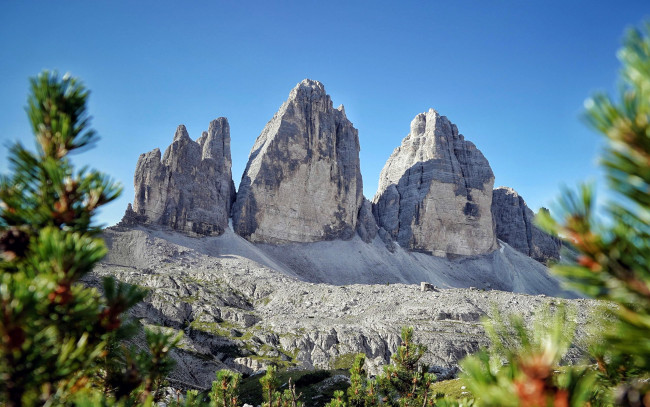Обои картинки фото tre cime di lavaredo, dolomites, italy, природа, горы, tre, cime, di, lavaredo