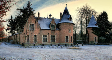 Картинка ooidonk castle belgium города дворцы замки крепости замок башни ворота ели