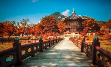 Картинка города -+буддистские+и+другие+храмы пруд пагода мостик парк осень краски