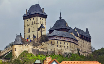 Картинка karlstejn+castle города -+дворцы +замки +крепости готика замок шпили
