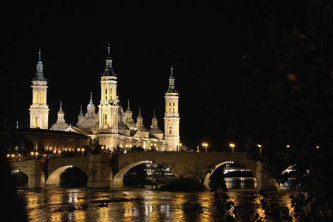 Обои картинки фото сеговия , испания, города, - огни ночного города, собор, мост