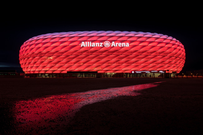 Обои картинки фото спорт, стадионы, германия, мюнхен, подсветка, стадион, альянс, арена