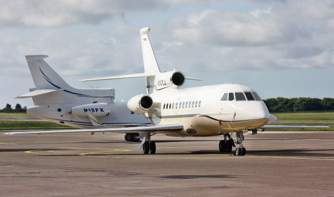 Обои картинки фото falcon 900, авиация, пассажирские самолёты, dassault, aviation, бизнес-класс, франция