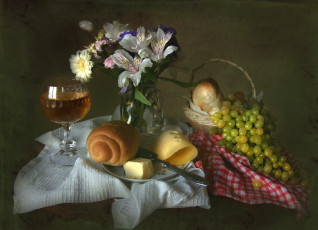 Картинка еда натюрморт бокал виноград букет булочка масло сыр