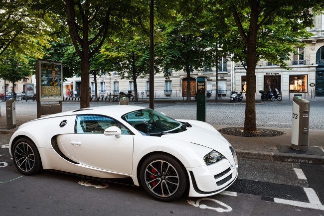 Обои картинки фото bugatti veyron supersport 