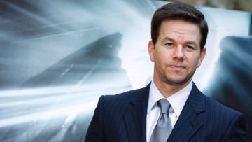 Картинка мужчины mark+wahlberg галстук