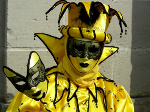 Картинка разное маски карнавальные костюмы венеция карнавал желтый