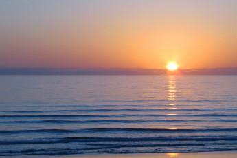 Картинка природа восходы закаты восход море солнце