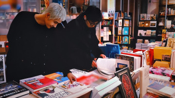 Картинка разное знаменитости ван ибо сяо чжань магазин книги