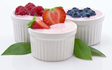 Картинка еда мороженое десерты мисочки ягоды