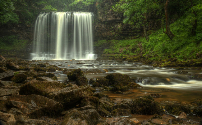 Обои картинки фото природа, водопады, поток, воды, sgwd, yr, eira, waterfall, brecon, beacons, national, park, wales, england, afon, hepste, river, уэльс, англия, река, лес, камни