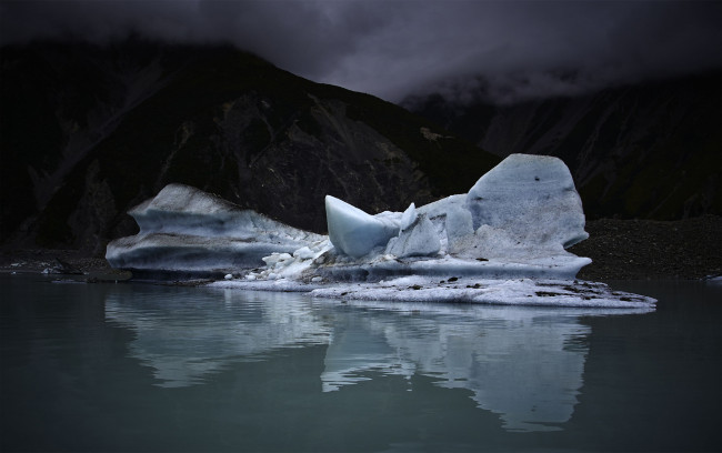 Обои картинки фото природа, айсберги и ледники, горы, айсберг