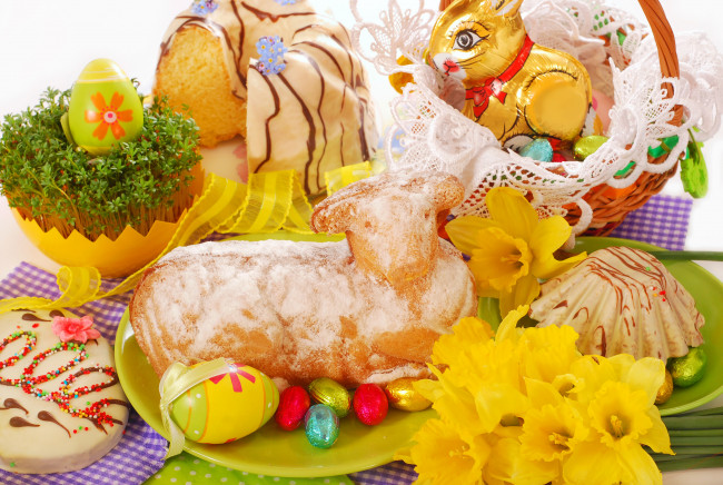 Обои картинки фото праздничные, пасха, выпечка, праздник, цветы, яйца