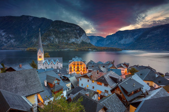 Картинка города -+пейзажи alps lake hallstatt вечер austria озеро гальштатское крыши дома церковь австрия горы гальштат альпы
