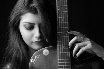 Картинка музыка -другое девушка гитара